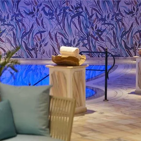 Rosenpark Aparthotel 5*